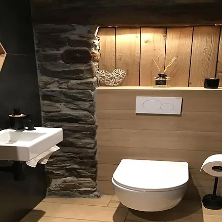 Cozy , Cleaning Included Nimbermont